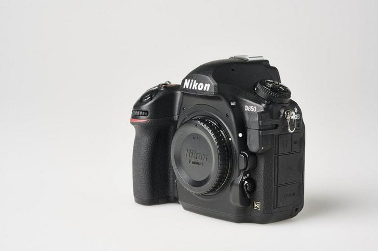Bild 9: Nikon D850 in Originalverpackung