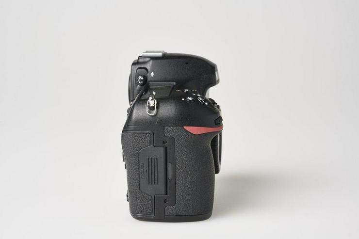 Bild 2: Nikon D850 in Originalverpackung