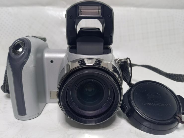 Konica Minolta Dimage Z3 Digitalkamera 4 Megapixel, defekt, ohne Karton - Digitalkameras (Kompaktkameras) - Bild 2