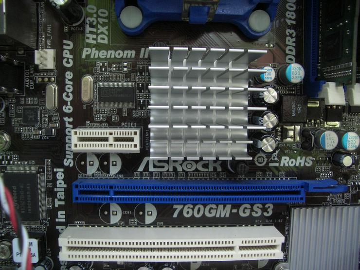 Bild 4: KOMPLETTPAKET Schöner PC ASRock 760GM-GS3 mit neuer Tastatur, Maus, 20 Zoll Monitor, allen Kabeln.