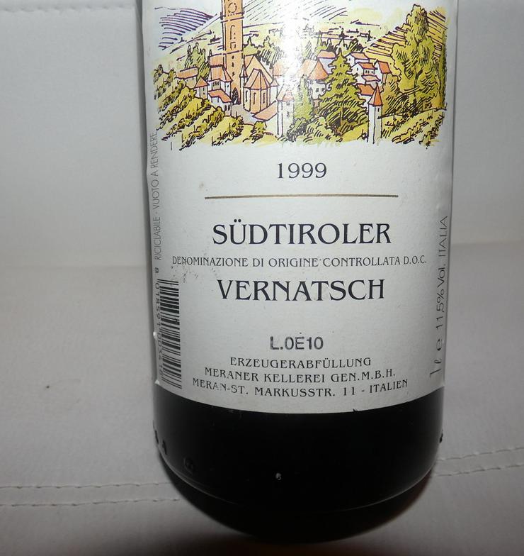 Südtiroler Vernatsch aus Italien  - Wein aus Österreich - Bild 3
