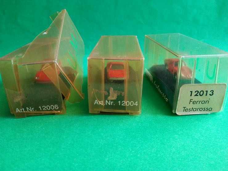 Bild 6: IMU Ferrari 1:160, 3 verschiedene Modelle