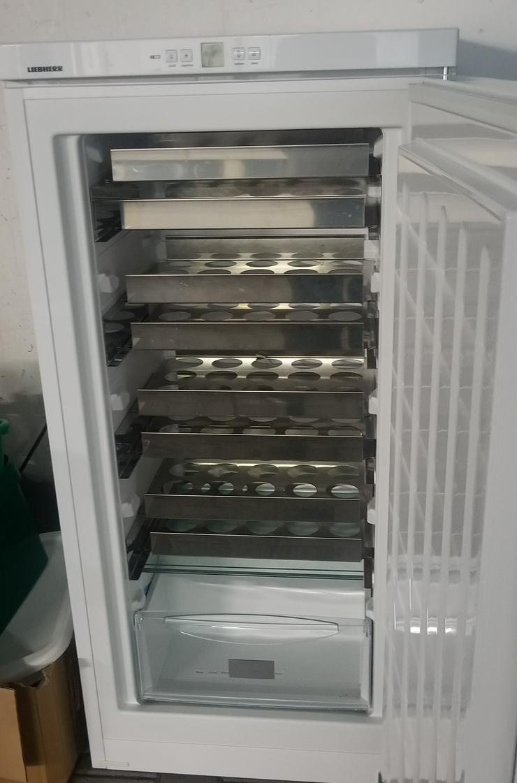 Laborgefrierschrank mit Probenbechern - Kühltechnik - Bild 5