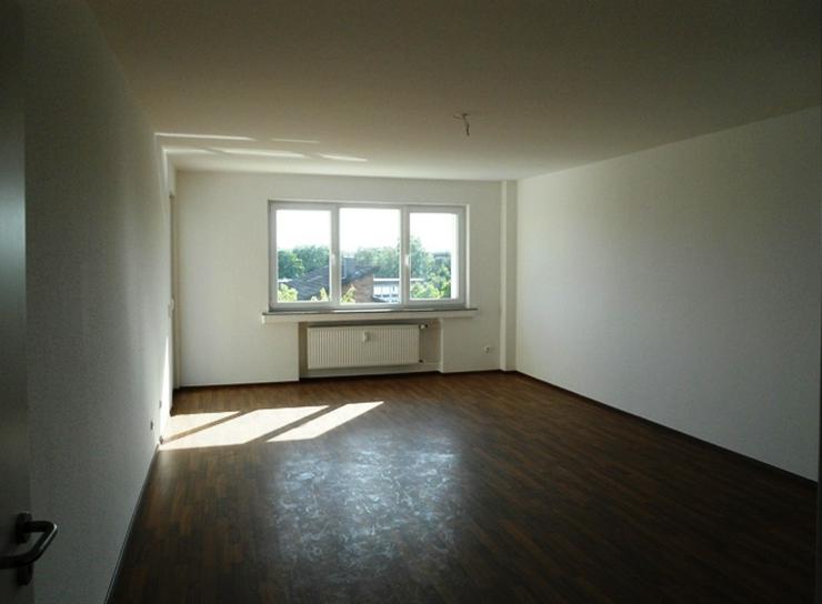 Bild 3:  	 Wohnung mit Balkon und Garage!