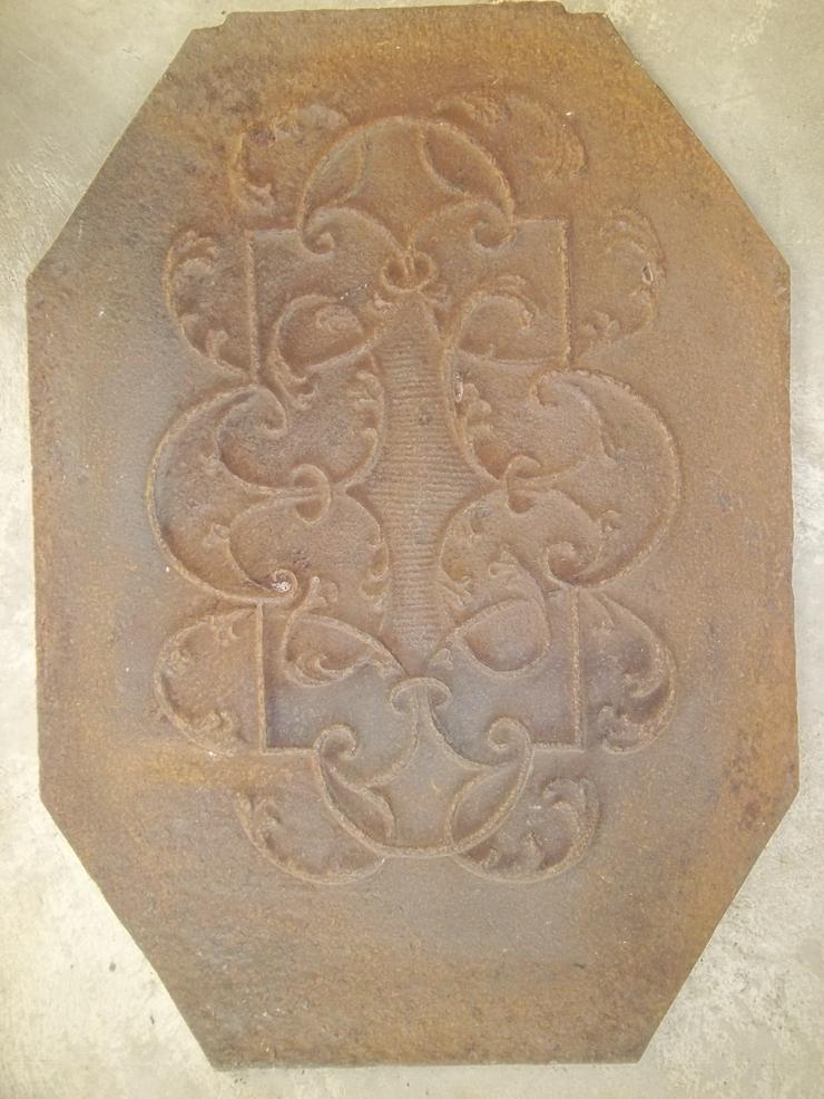Antike gußeiserne Ofenplatte