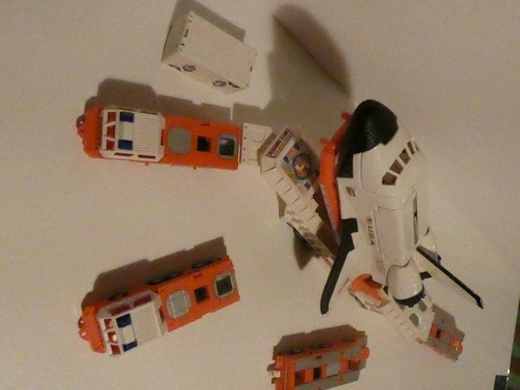 Matchbox Mega RIG Rescue Squad Space Shuttle Transporter  - Rennbahnen & Fahrzeuge - Bild 7