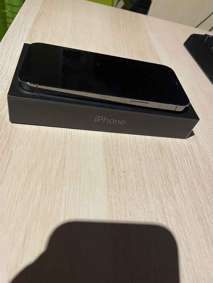 Bild 3: iPhone 12 Pro Max 128GB zum Verkaufen.