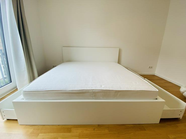 Bild 2: IKEA Bett MALM (180x200) inkl. Matratze (180cm) und 2 verstellbare Lattenroste