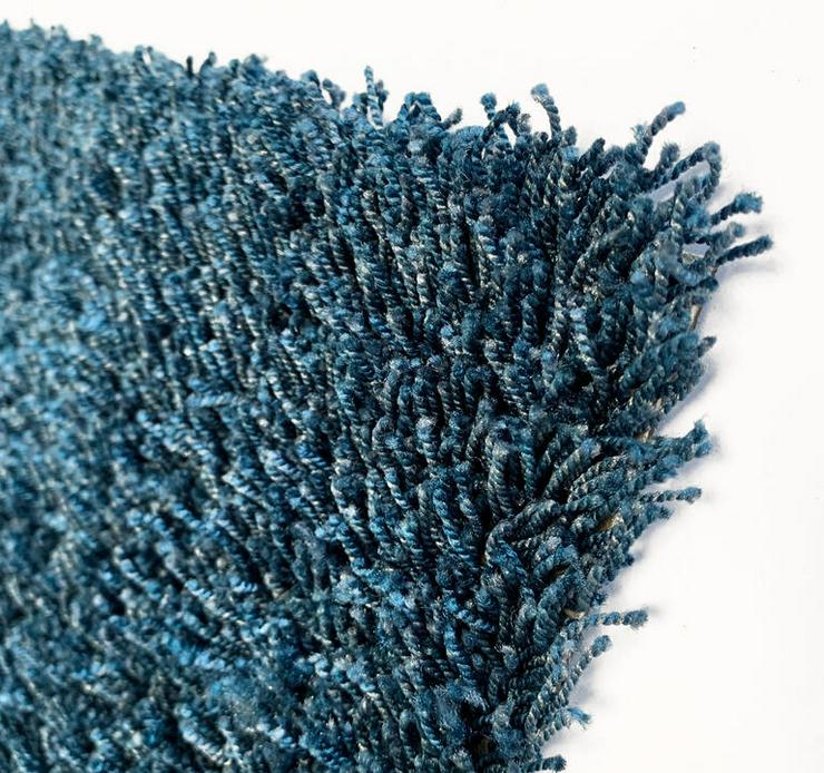 Schöne hochflorige blaue Teppichfliesen von Interface - Teppiche - Bild 4