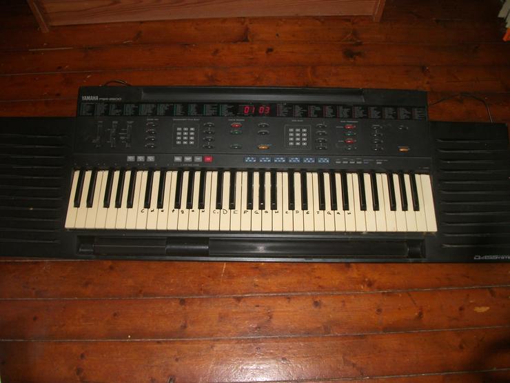 Bild 1: Keyboard Yamaha PSR 2500