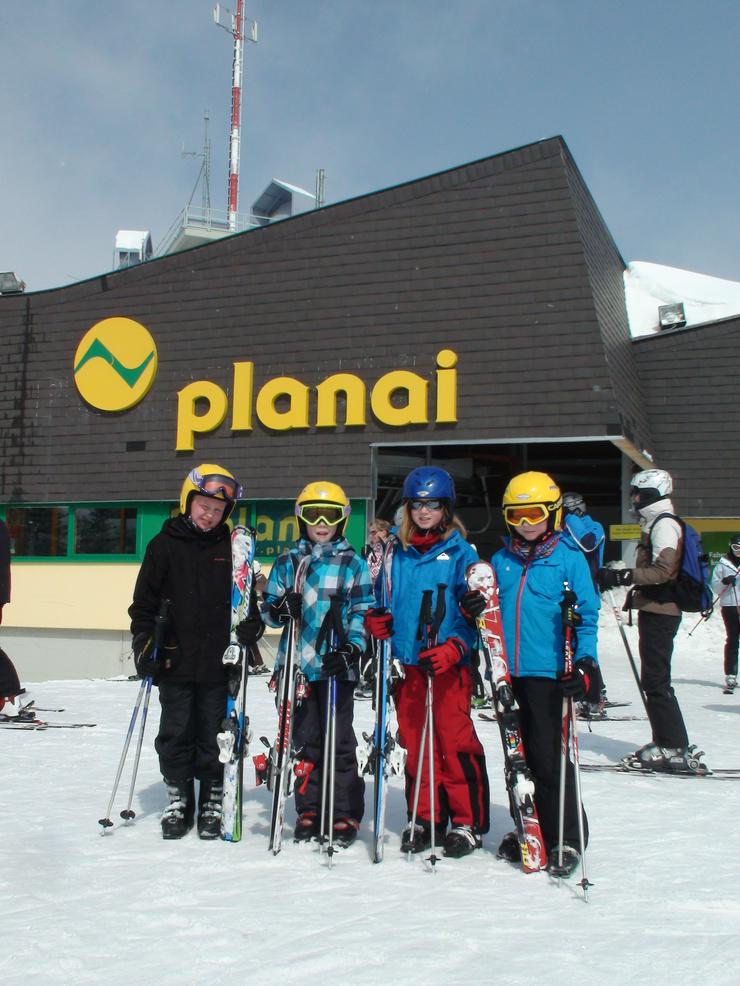 Bild 2: Skifahren in der Gruppe- Familien-Skifreizeiten 25.3.-01. April und 01.-08. April Ski Amadé (2023)