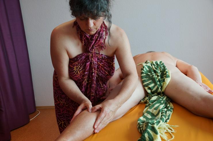 Lomi Lomi Massagen bei Wellness & Passion in Weil der Stadt-Merklingen - Schönheit & Wohlbefinden - Bild 7