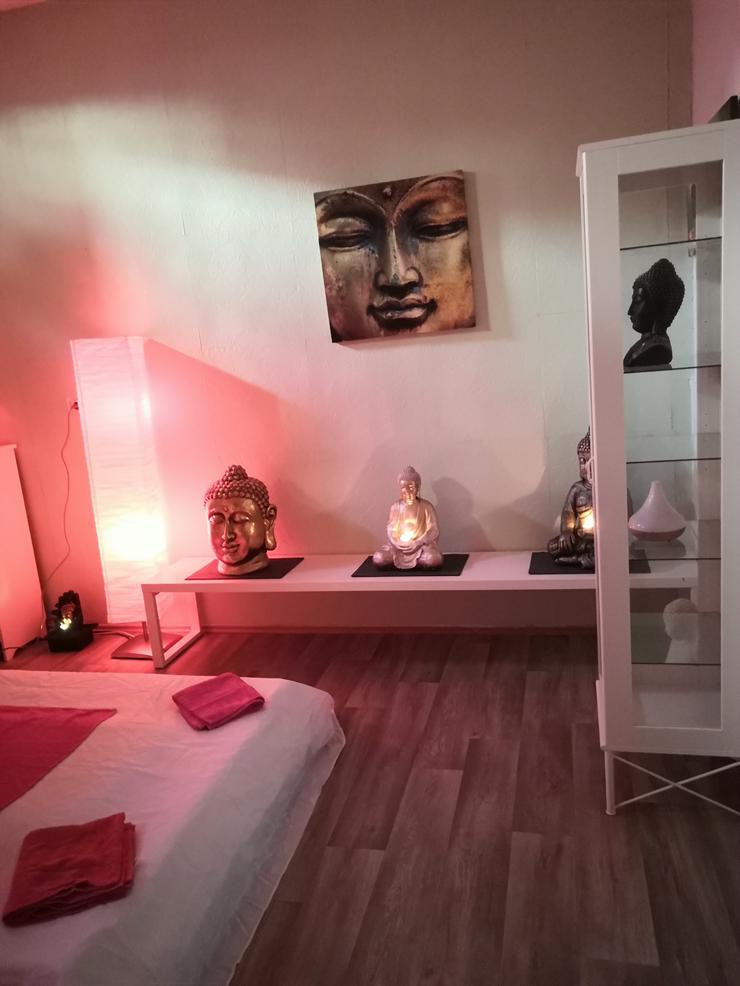 Mobile Masseur in Krefeld +20 km – Dein mobiler Masseur & Massagestudio 60 Min: 40,00 EUR