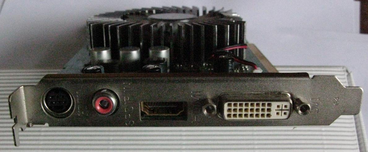 Bild 2: Grafikkarte Point of View 8600 GTS, 512MB DDR3 (VGA150856H)
