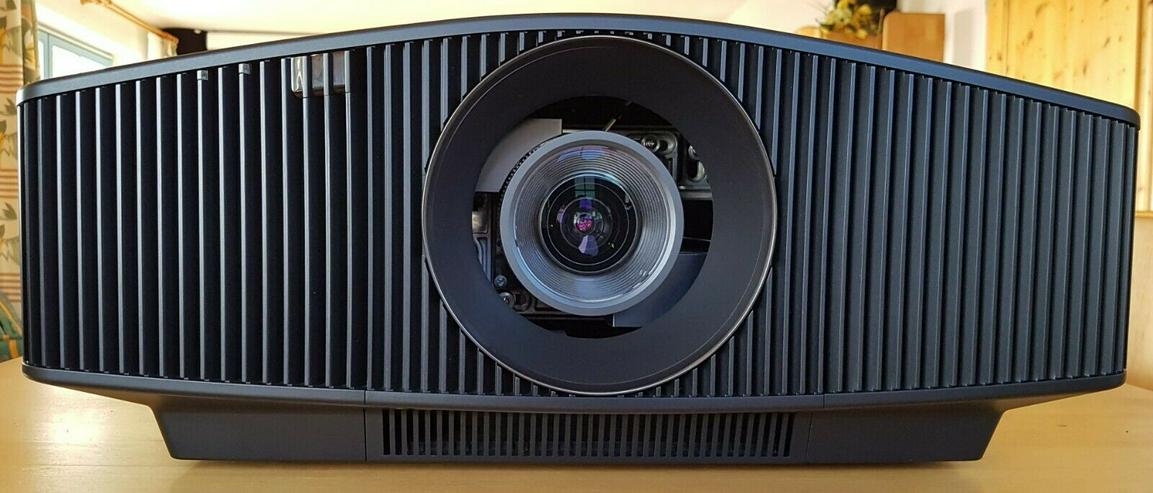 High End 4K Laser Projektor Sony VPL-VW760ES 