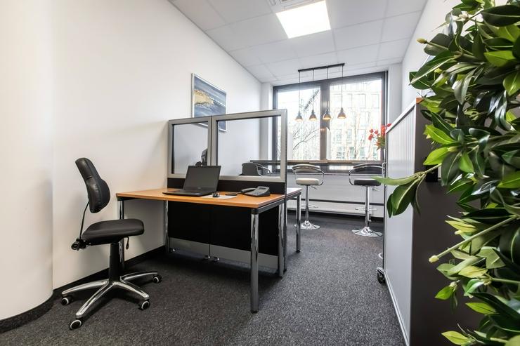Privater Fix-Desk in kleinem Büro - Büro & Gewerbeflächen mieten - Bild 6