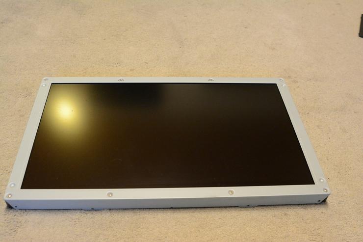 LCD-TV Loewe Xelos A26 - LCD-Panel Sharp 26 Zoll ++Schlachtfest++