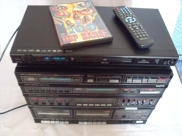 Bild 8: RADIO FM;AM; KV; KASSETTEN RECORDER mit DVD Player. + Mikrowelle 