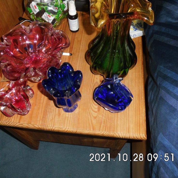 5 schwere Glas Schalen und Vasen