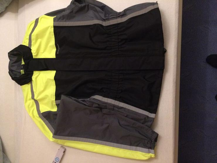 NEUWERTIG Polo Regenjacke Gr. XL