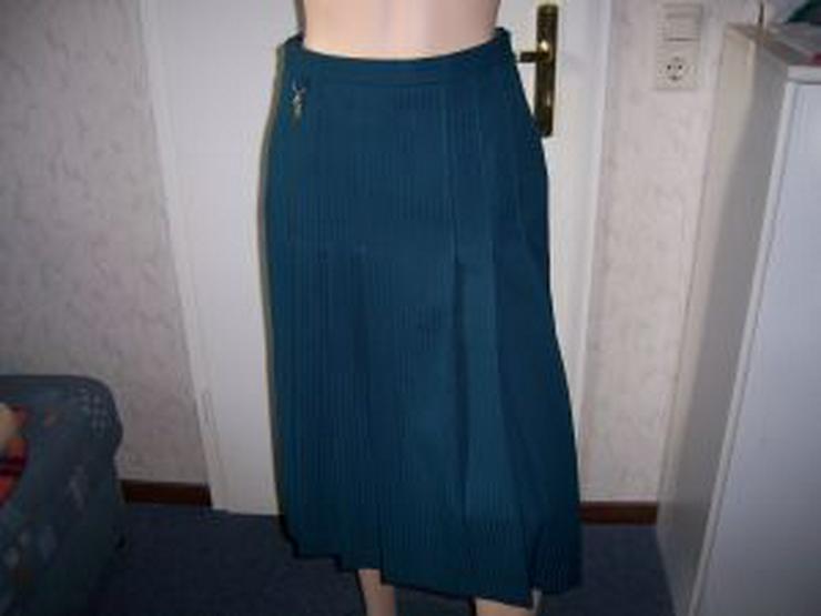 Bild 4: Damen Röcke