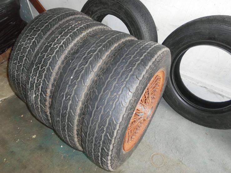 Bild 3: Speichenfelgen und Reifen (Oldtimer)