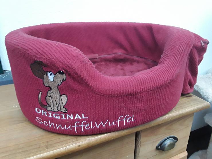 Bild 1: Hochwertiges Hundebett Katzenbett von der Firma "SchnuffelWuffel", so gut wie nicht benutzt, neuwertig 
