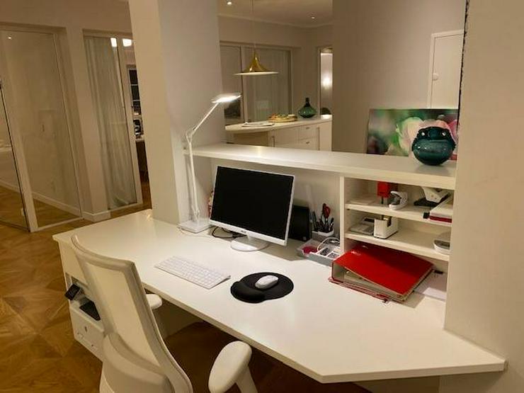 Angenehmer Schreibtisch, voll ausgerüstet - Büro & Gewerbeflächen mieten - Bild 1