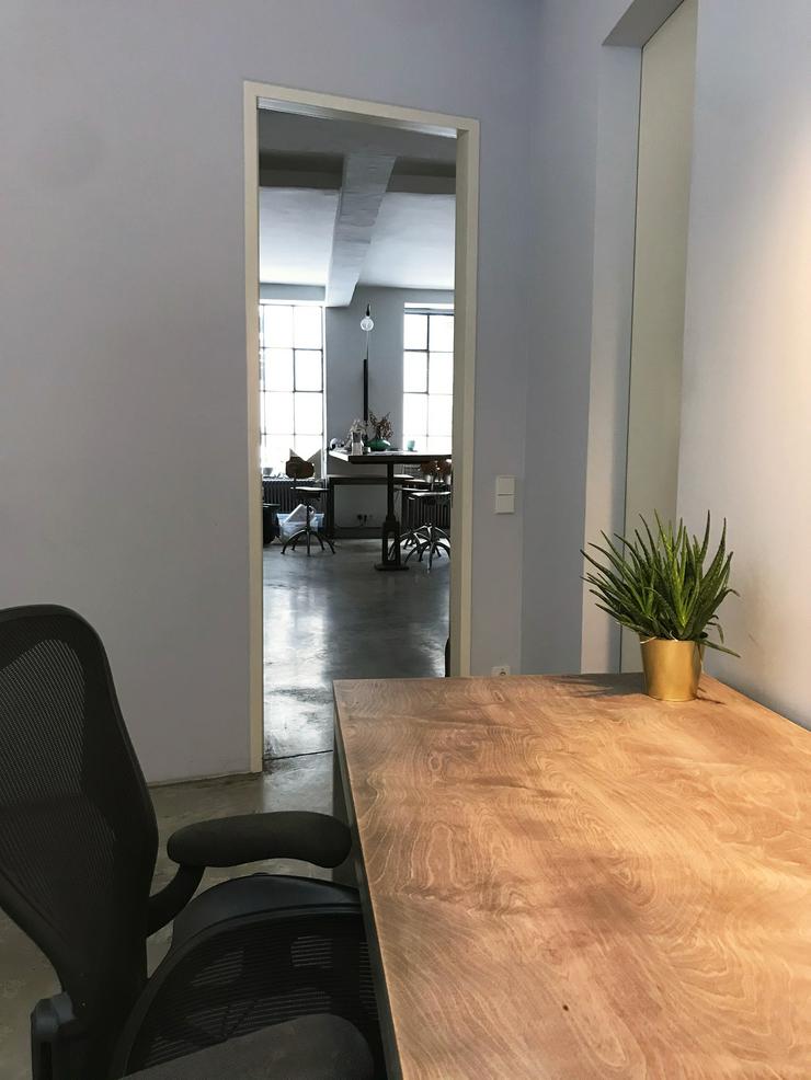 Kleines Team Büro in stylischem coworking space - Büro & Gewerbeflächen mieten - Bild 1
