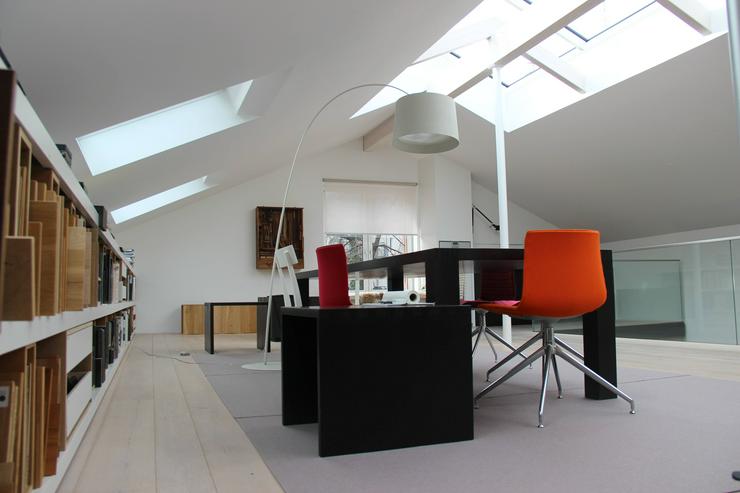 Offenes Dachgeschoss für Workshop oder Meeting - Büro & Gewerbeflächen mieten - Bild 3