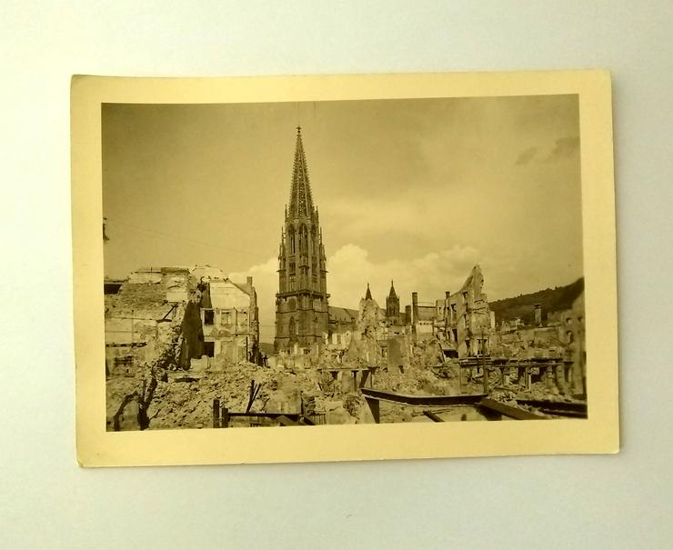 Bild 1: FREIBURG IM BR.Munster WWII 