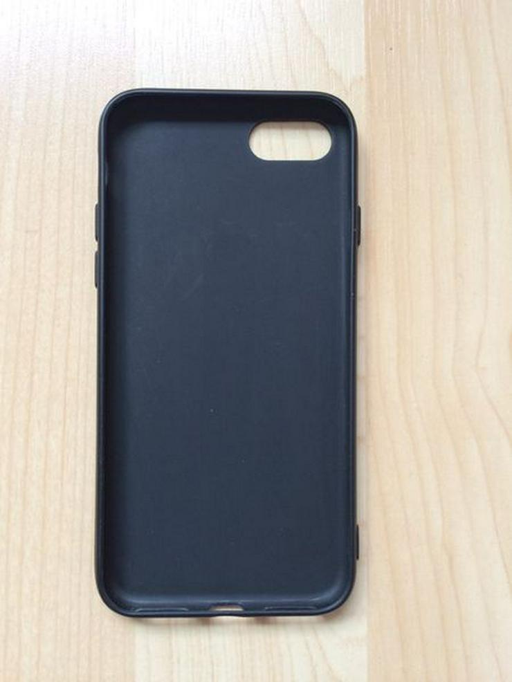 iPhone 7/8 Silikon Hülle, matt schwarz, neuwertig - Cover & Schutzhüllen - Bild 1