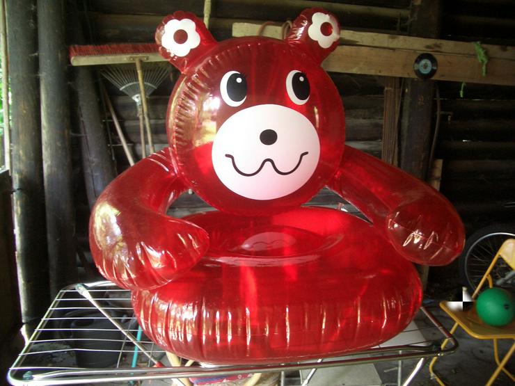 Bild 1: Aufblasbarer Kinder- Sessel, rot, mit Ohren süß  Wasserspielzeug Sitzmöbel