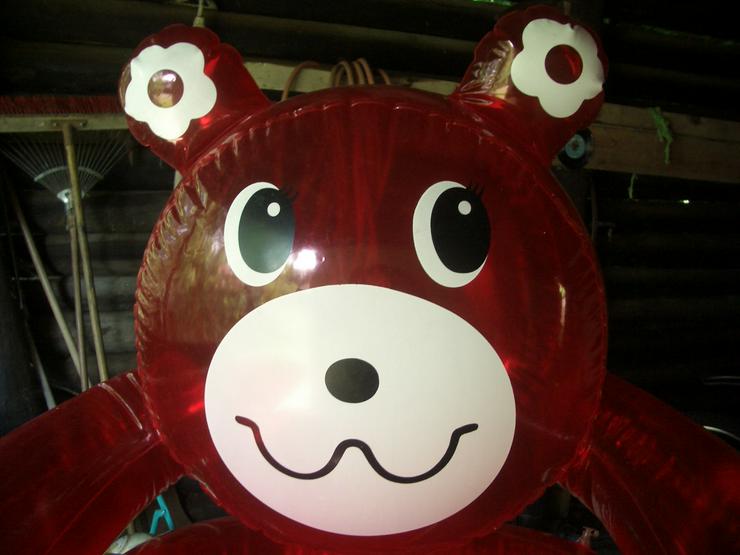 Aufblasbarer Kinder- Sessel, rot, mit Ohren süß  Wasserspielzeug Sitzmöbel - Teddybären & Kuscheltiere - Bild 4