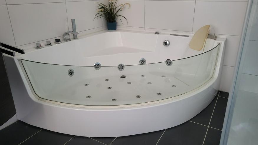 Bild 5: Badewanne Whirglpool 