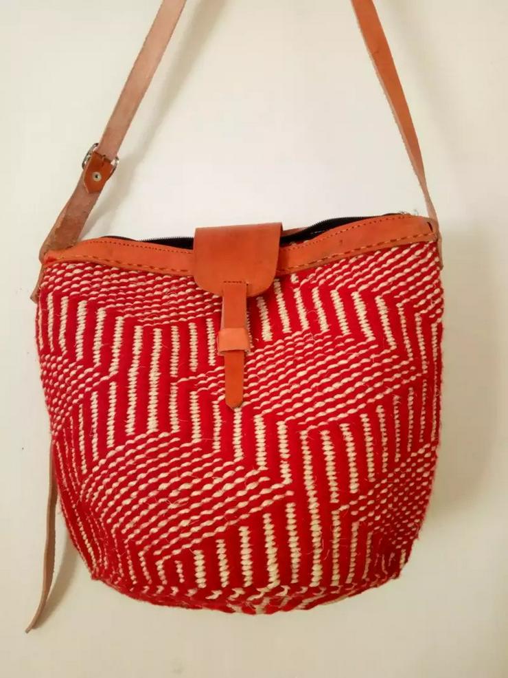 Bild 4: Traditionelle handgefertigte Tasche