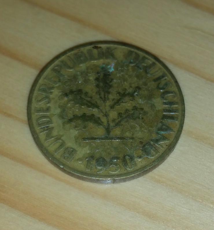 10 Pfennig Münze mit Fehlprägung !! Siehe Bilder. Von 1950 