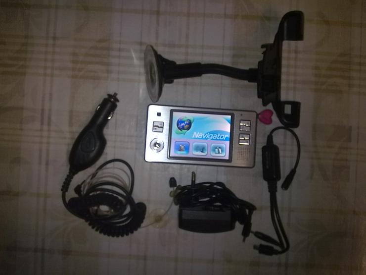 Bild 3: Navigationsgerät mit MP3-Player integriert, Typ MYGUIDE 3500 GO