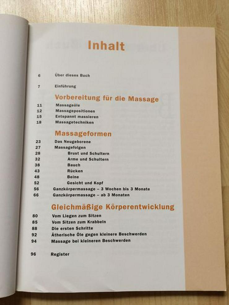 Bild 4: Buch Babymassage Peter Walker, minimale Gebrauchtspuren