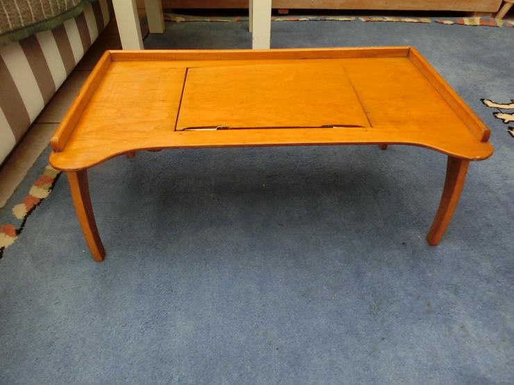 Bild 1: antikes Bett-Tischchen