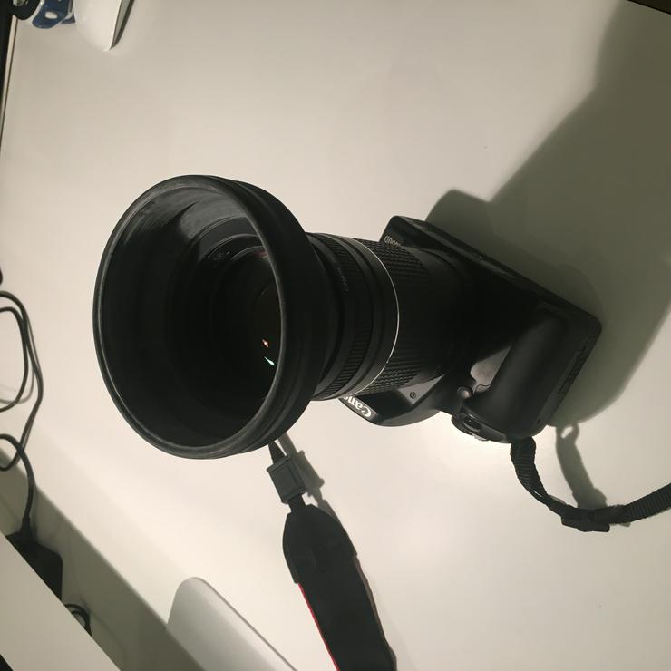 Canon EOS 1000 D Digital Kamera  - Digitale Spiegelreflexkameras - Bild 6