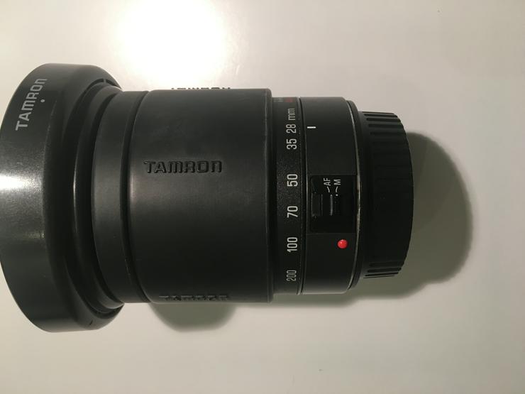 Canon EOS 1000 D Digital Kamera  - Digitale Spiegelreflexkameras - Bild 12