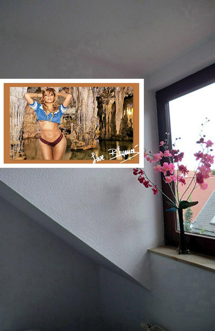 Bild 2: BEYONCÉ in Italien. Signierte Wanddekoration. Hingucker! Beyoncé Souvenir. Geschenkidee! Cooles Wandbild für Ihr Zuhause! Neu! 