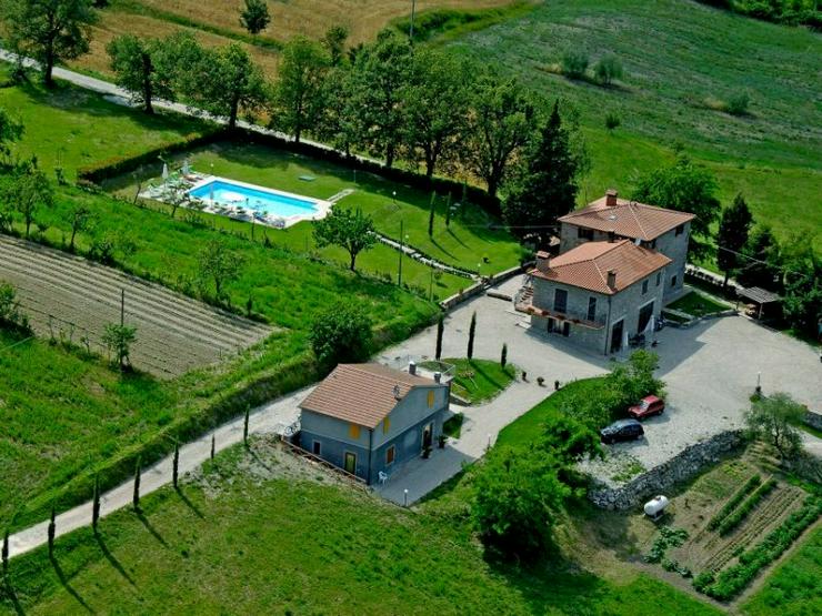Bild 2: Bauernhaus mit Pool Caprese Michelangelo TOSKANA
