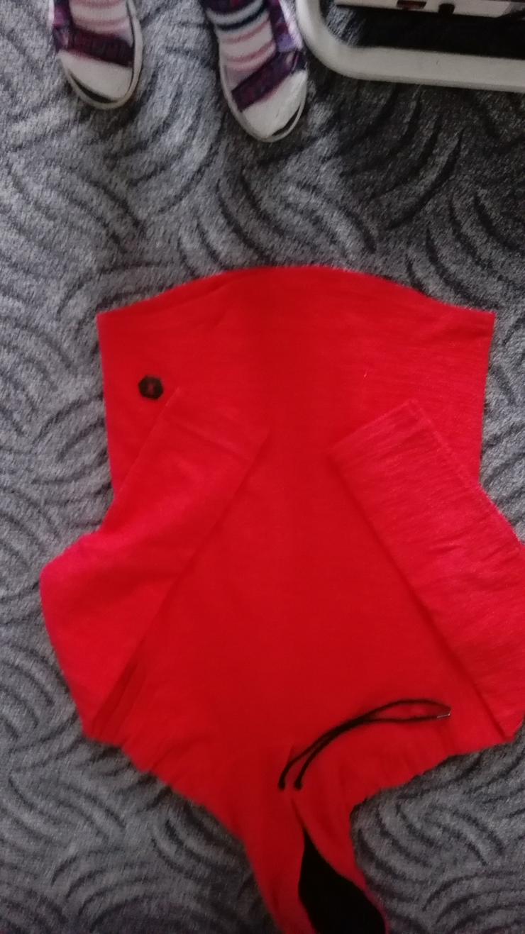 Neuer Pullover, rot, leider zu klein gekauft - Größen 56-58 / XL - Bild 3