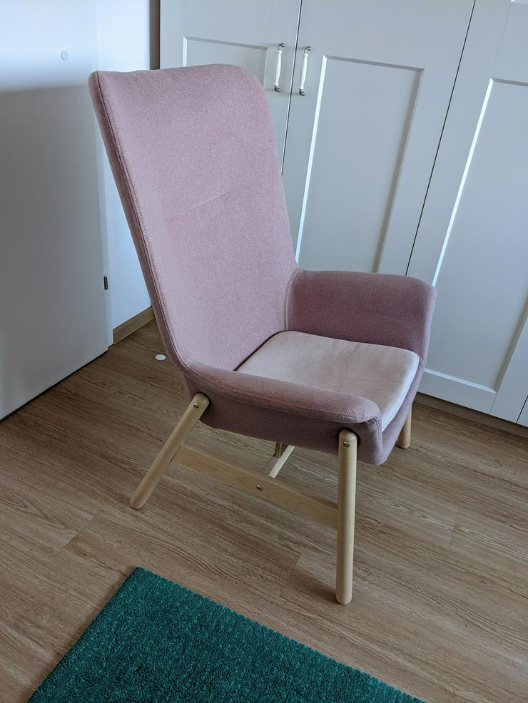 Bild 2: IKEA VEDBO Sessel mit hoher Rückenlehne, Gunnared hell braunrosa