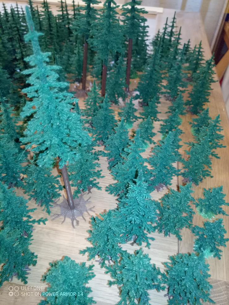 Bild 3: ca. 290 Modellbäume H0