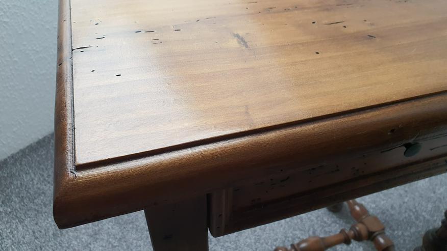 Bild 8: Antike Beistelltische 2x, jeweils mit 1 Schublade, antik