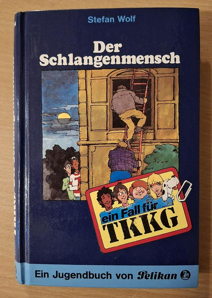 Bild 12:   7 Bücher TKKG und 2 Audiokassetten und  1 Kassette Zugabe