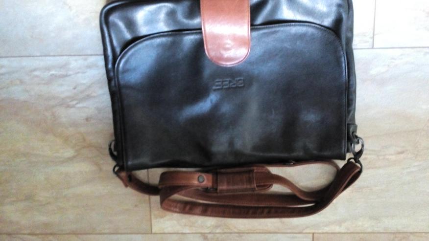 Bild 1: Original Bree Handtasche T - F schwarz mit braunem Trageriemen